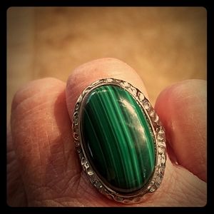 Ring with green rock